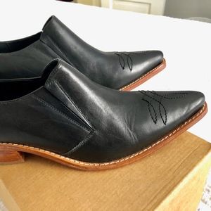 fortress of inca naomi in black booties size 9